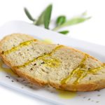 Pane e olio di oliva: l’accoppiata vincente del 2018